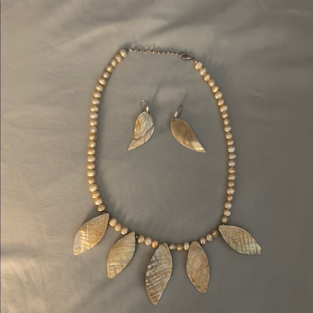 Cream Freshwater Pearl Leaf Necklace & Earring Set